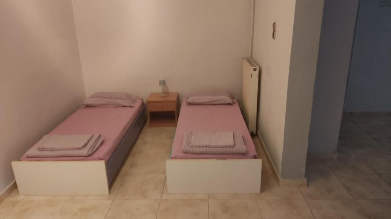 شقة Airport'S Close, Cozy Flat For 6 Persons Markópoulon المظهر الخارجي الصورة