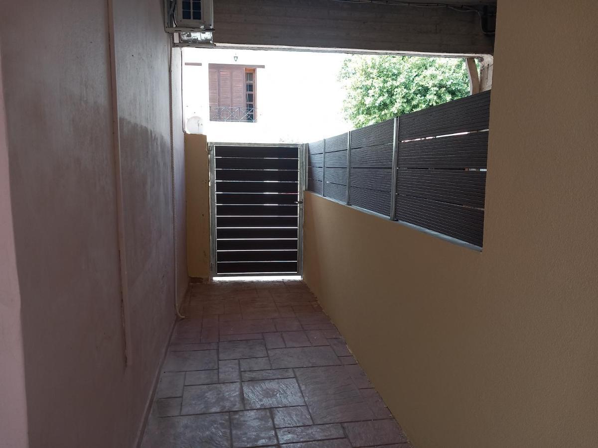 شقة Airport'S Close, Cozy Flat For 6 Persons Markópoulon المظهر الخارجي الصورة
